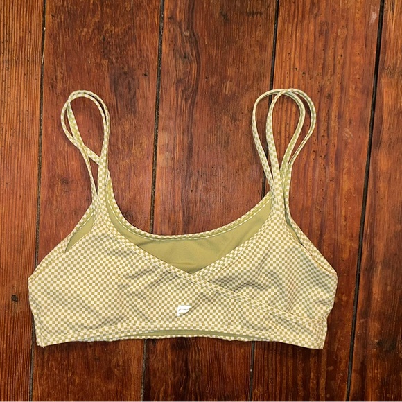 Fabletics Sports Bra - Picture 4 of 6